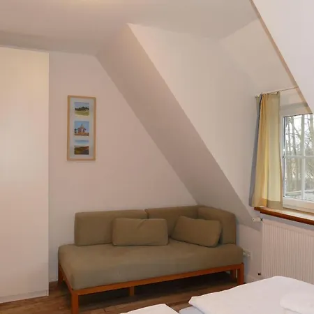 Hus-hiddensee בית נופש *